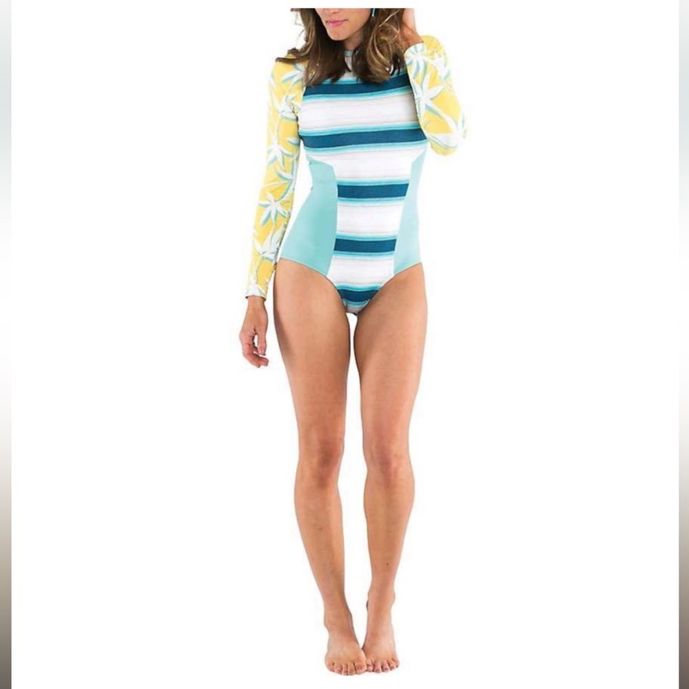 Carve Designs Madeline Long Sleeve Surfing Swimsuit Rashguard UPF sz Large